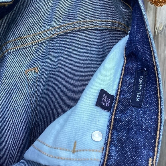 Men’s  Tommy Jeans - Picture 5 of 6